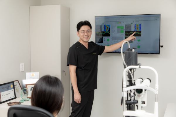 multifocal intraocular lens implantation cataract